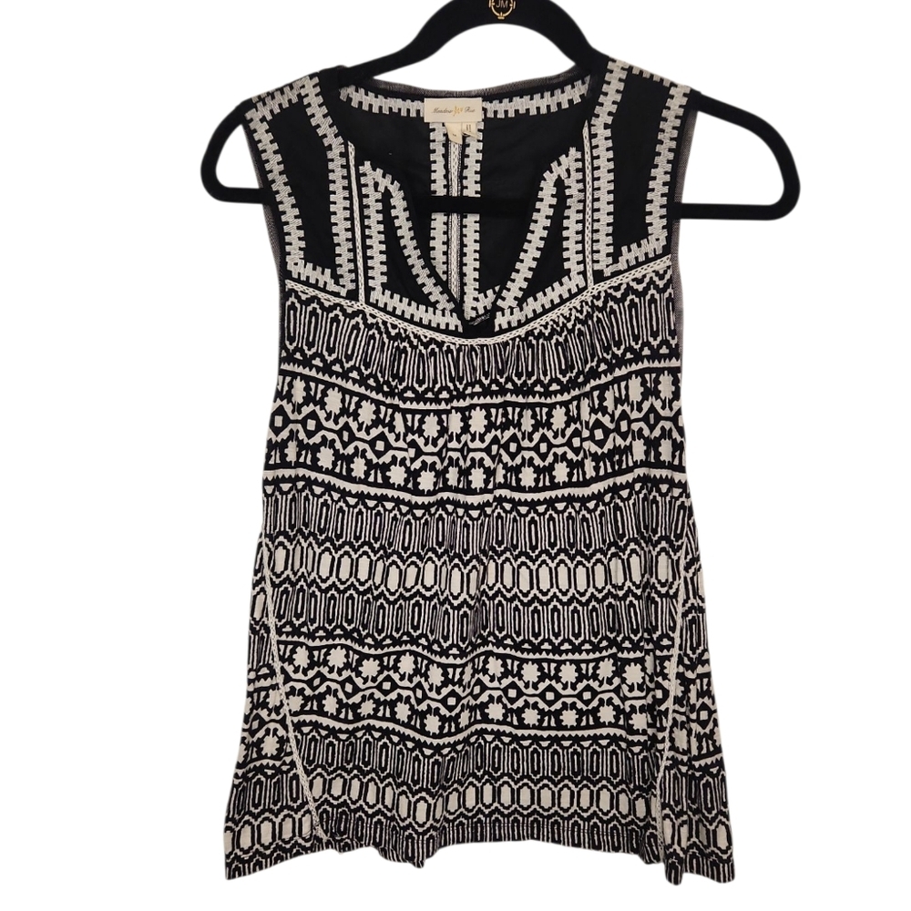 Anthropologie Meadow Rue Black and White Embroidered Sleeveless Top Size XS